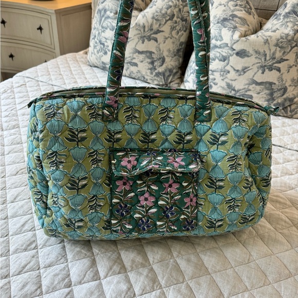 Zara Weekend Duffle Shoulder Bag (Vera Bradley Look) - Picture 2 of 6